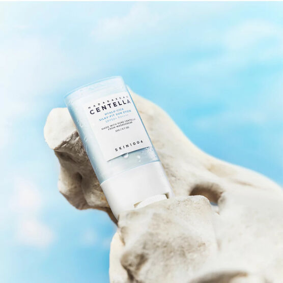 SKIN1004 HYALUCICA SUN STICK SPF50 PA